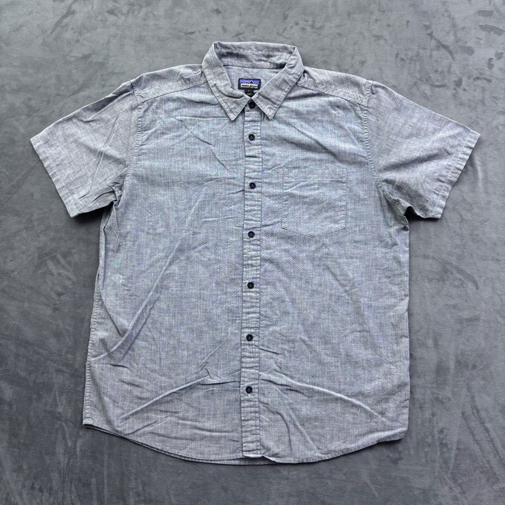 Patagonia Mens Organic Cotton Short Sleeve Button Down Shirt Grey Chambray Large